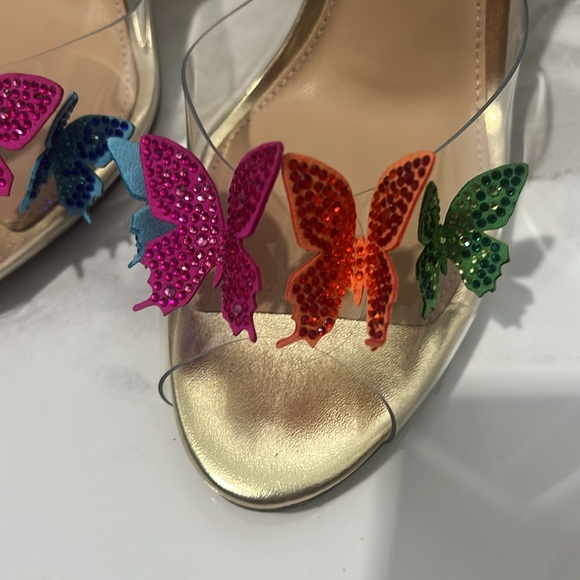 Steve Madden Gold and Green Heels with Butterfly - Picture 6 of 9